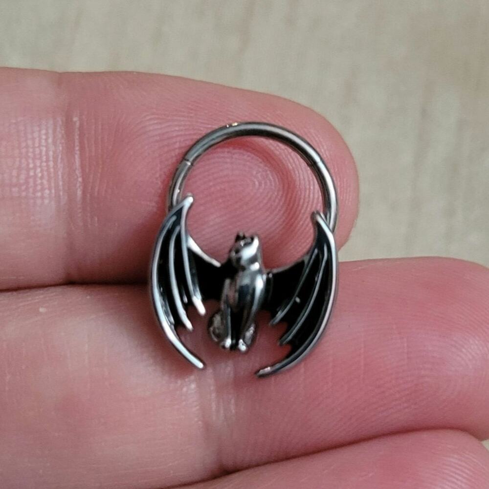 16 gauge 10mm cat with bat wings stainless steel silver gothic septum piercing
